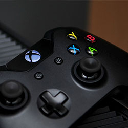 【震惊】91网深度揭秘：丑闻风波背后，当事人在粉丝见面会的角色夸张令人意外